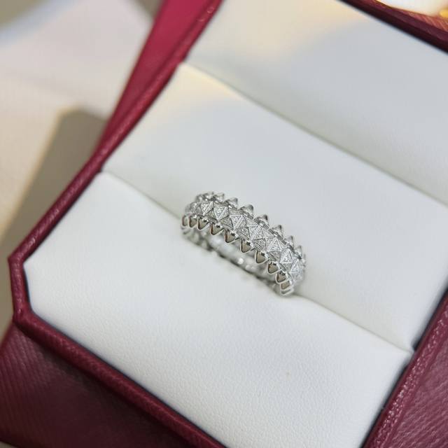 a3981 High-End Sterling Silver Rivet Bullet Ring With Diamonds. The Most Popu