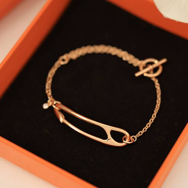 Hermes Bracelet Pin Bracelet New Goddess Style Elegant And Beautiful Super Popul
