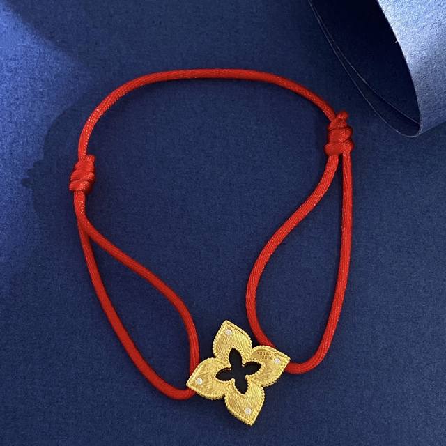 Gold Large Rc80 Roberto Coin Four-Petal Flower Four-Leaf Flower Inlaid With Smal