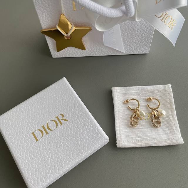 We Produce D Ear Hook Full Diamond Bead Earrings Zp5600 This Season's Must-Have