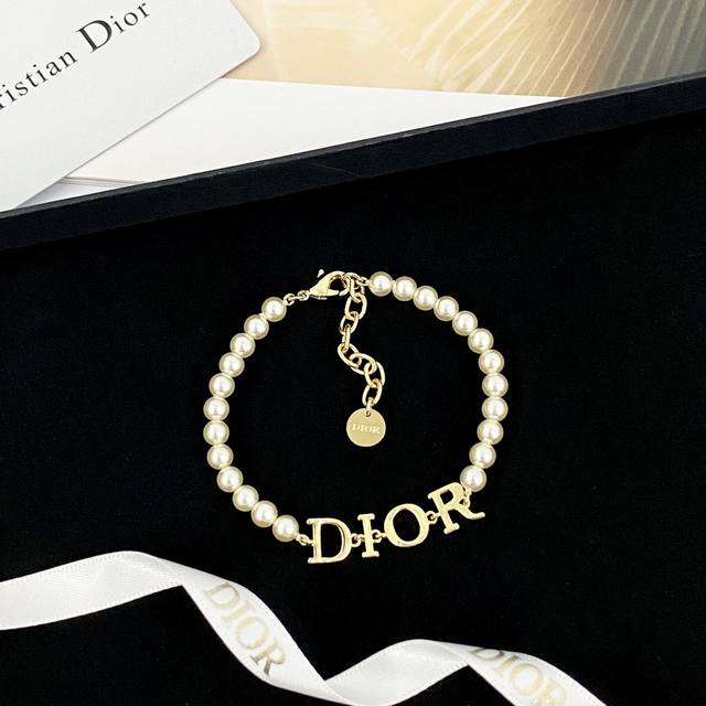 Today's New Model Code H571 Dior Bracelet Hot-Selling Model Is Now On Sale Dior