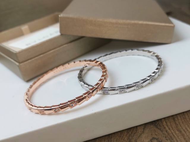 bvlgari Serpenti Viper Diamond Snake Bone Bracelet Popular Snake Series Bulga