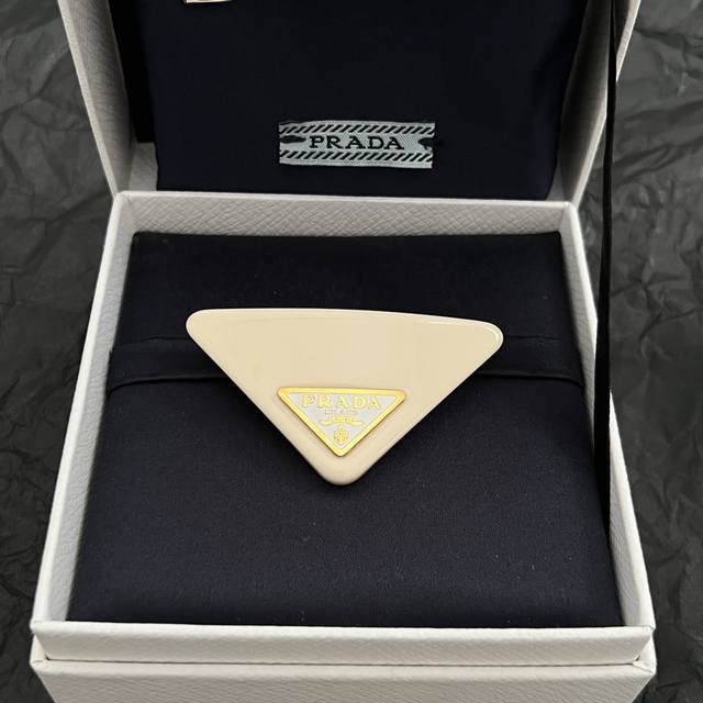 prada Prada Hairpin Hit New Product Exquisite And Durable Gorgeous Debut Over
