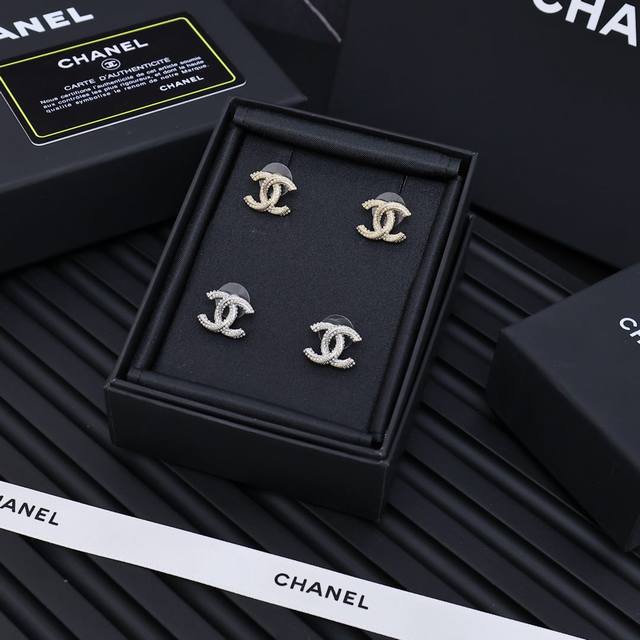 chanel Twisted Pearl Earrings Twisted Shape With Diamonds Small Pearls Classi