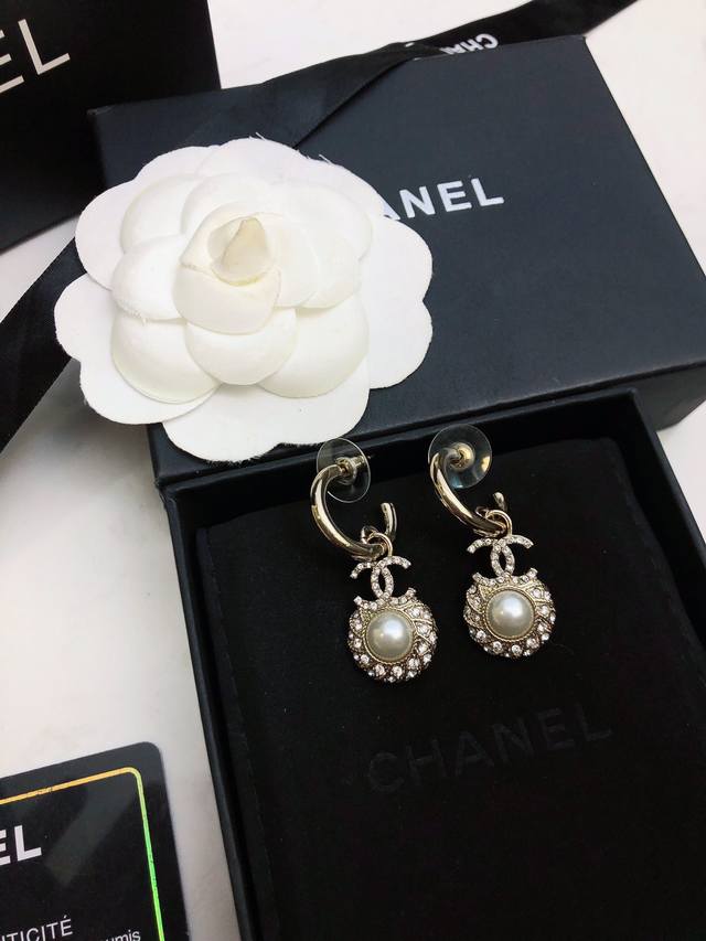 chanel Chanel Second-Hand Double C Earrings. Chanel's Styles Really Need No I