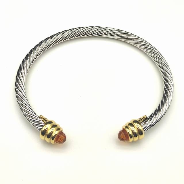 David Yurman 5Mm Gold Head Champagne Diamond Bracelet. Recommended Wrist Size Is