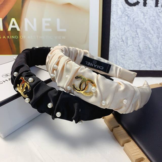 chanel Xiaoxiang Chanel Headband Pleated Pearl Logo Simple Light Luxury Style