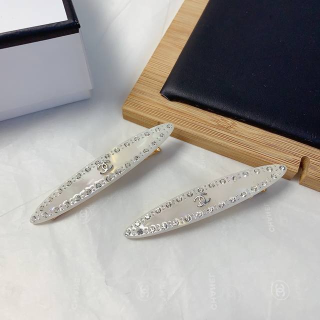 chanel Xiaoxiang Chanel Hairpin Acrylic Logo Side Clip Bangs Clip Pressure Cl