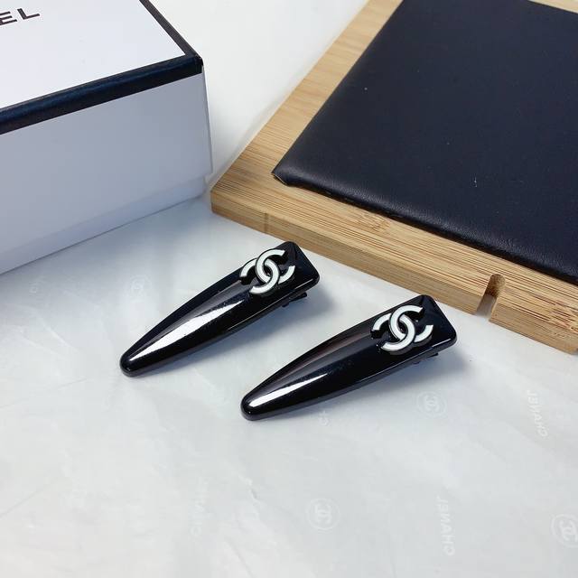 chanel Xiaoxiang Chanel Hairpin Acrylic Logo Side Clip Bangs Clip Pressure Cl