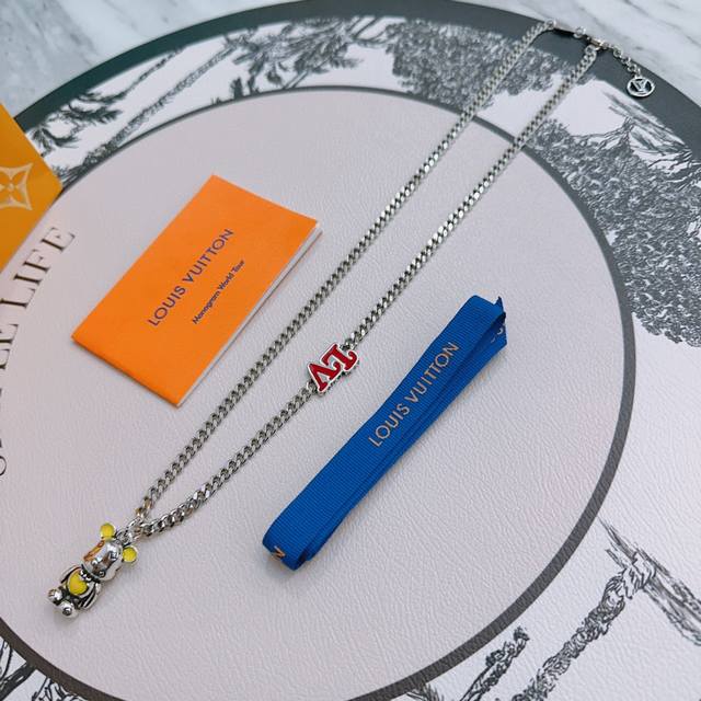 Louis Vuitton Lv Necklace Original Goods Counter New Model Open Mold Retro Trend
