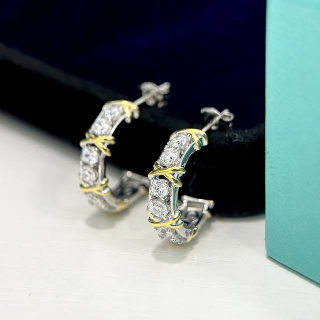 a0412T Schlumberger Series Cross Color Full Diamond Earrings Imported From Ge