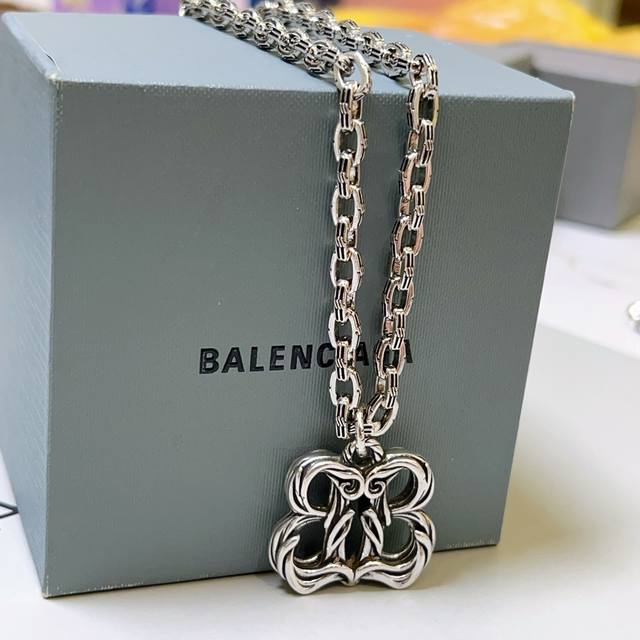 Original Goods New Product Balenciaga Necklace Balenciaga New Necklace Counter C