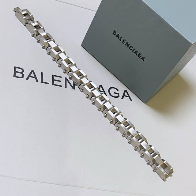 Original New Balenciaga Bracelet Balenciaga Bracelet Counter Consistent Balencia