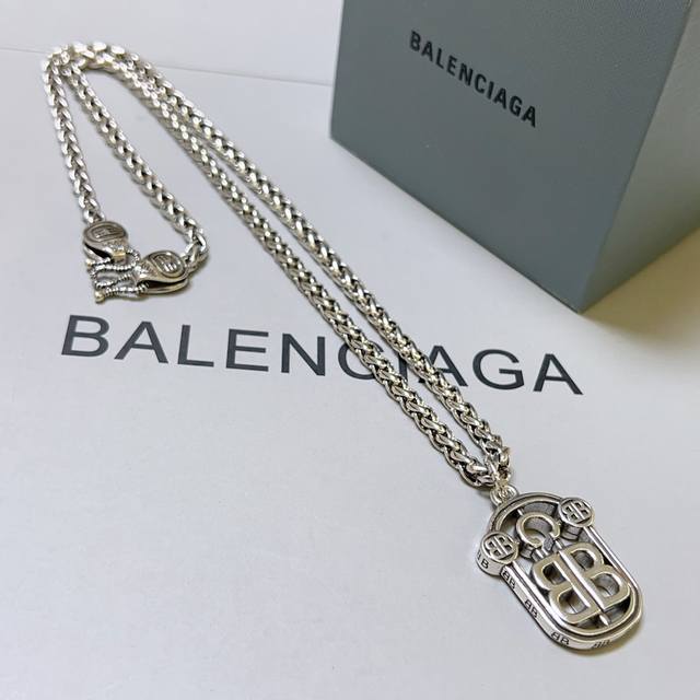 Original Goods New Product Balenciaga Necklace Balenciaga New Necklace Counter C