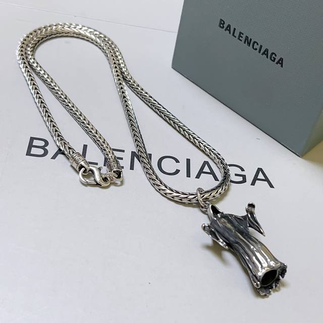 Original Goods New Product Balenciaga Necklace Balenciaga New Necklace Counter C