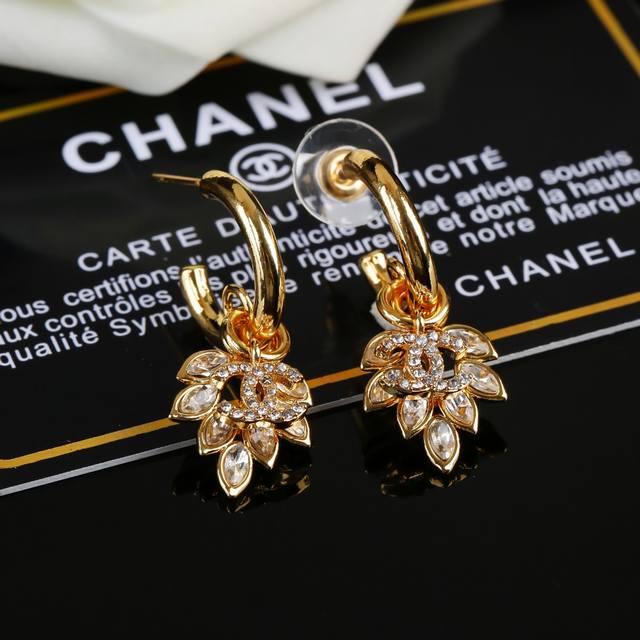 Chanel Chanel Latest Horse Eye Earrings Earrings Classic And Durable Double C Un
