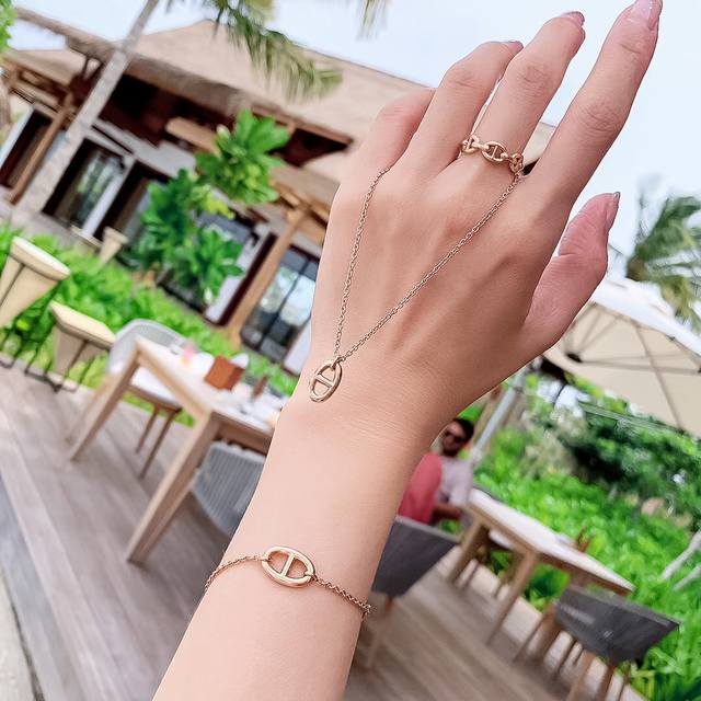 Our Pig Nose Bracelet Is The Only One That Truly Purchases The First Batch Of Je