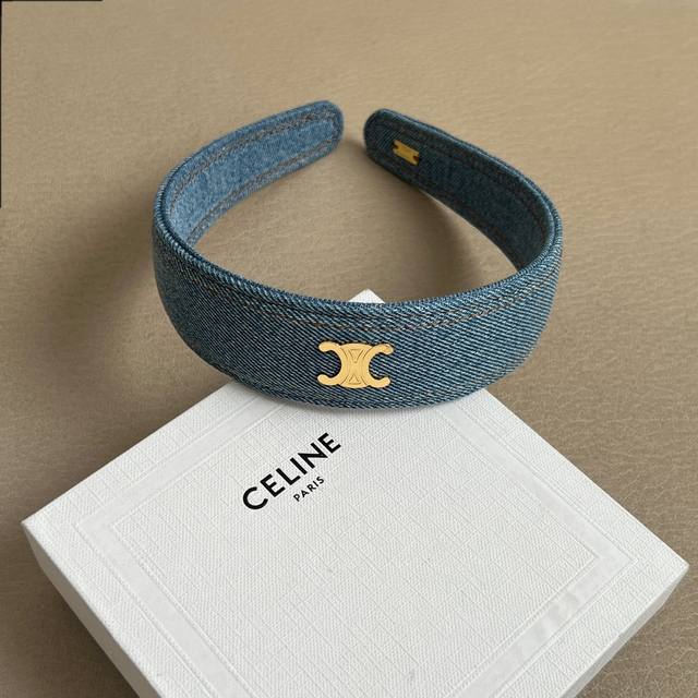 celine Celine Hair Bun Has Always Been A Benchmark In The Simple Fashion Indu