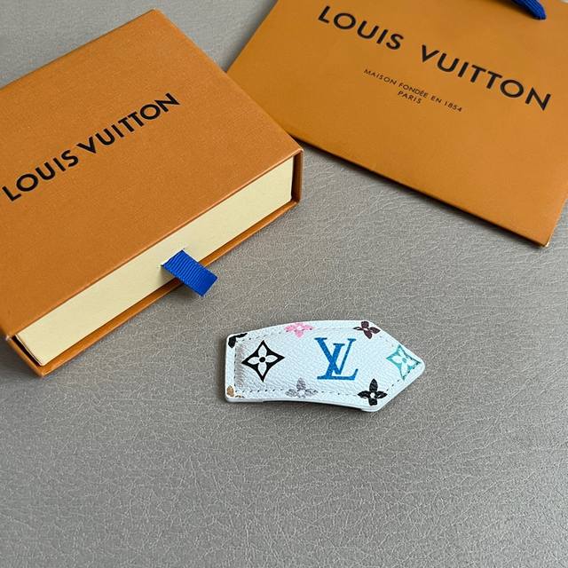 New Lv Hairpin Louis Vuitton Louis Vuitton Counter Consistent Material Hot Style