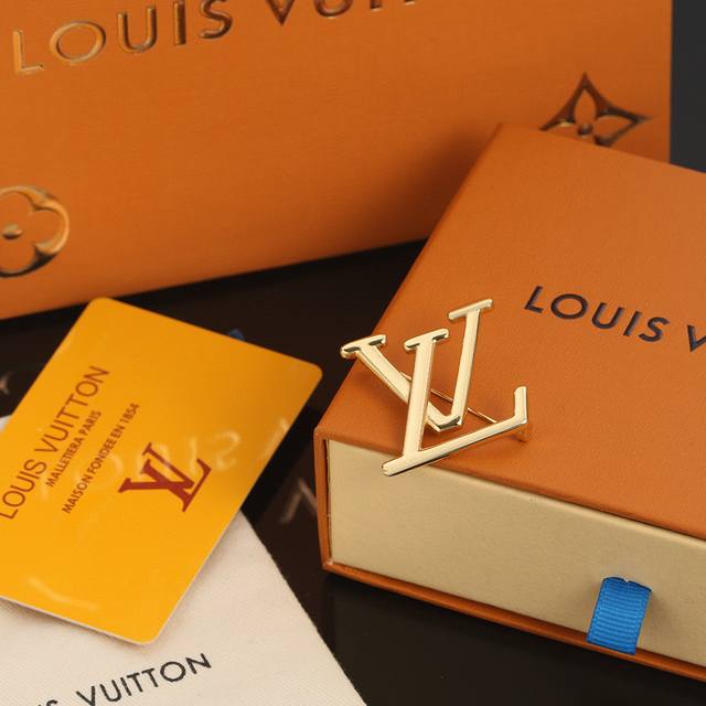 Seiko Version Louis Vuitton Necklace Upholds Exquisite Craftsmanship To Forge A