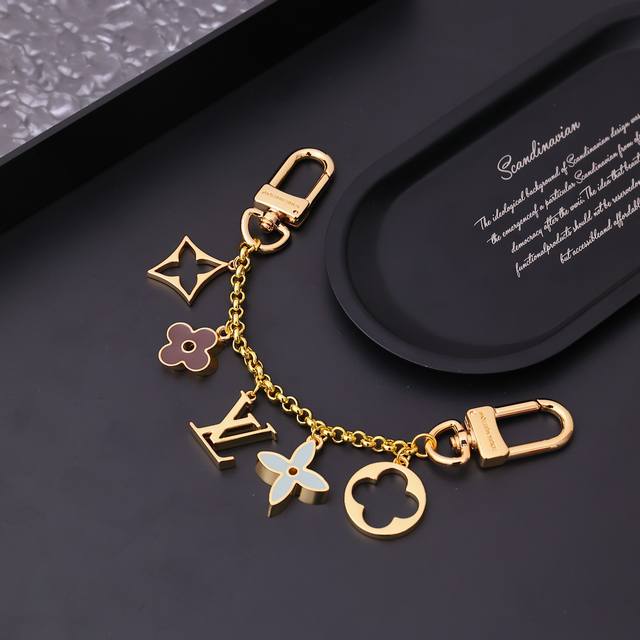 louis Vuitton Louis Vuitton Monogram Gold Metal Pendant