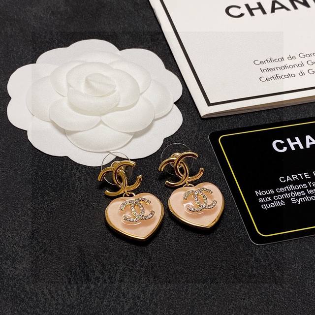 chanel Chanel Classic Light Pink Heart Double C Earrings. This Is A Very Good