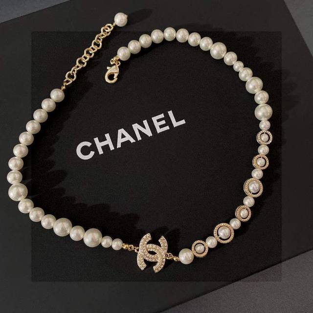 Xiaohongshu Recommends 25 New Earrings Chanel Chanel Full Diamond Pearl Bow Earr