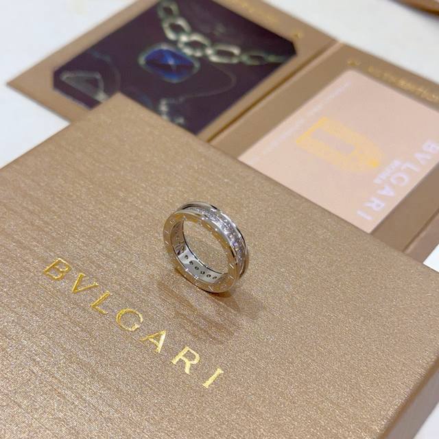 Bulgari Necklace V Gold Material Bvlgari Bulgari Divas Dream Enamel Series Perfe