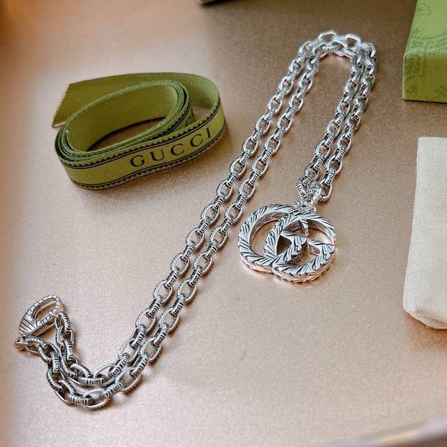The First Choice For Douyin To Sell Goods Is The Latest Gucci Necklace In 2025.