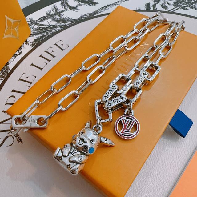 Louis Vuitton Lv Necklace Original Goods Counter New Model Open Mold Retro Trend