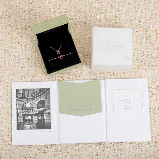 Necklace And Bracelet. We Produce Van Leef & Ar. Els Alhambra Heart-Shaped Penda