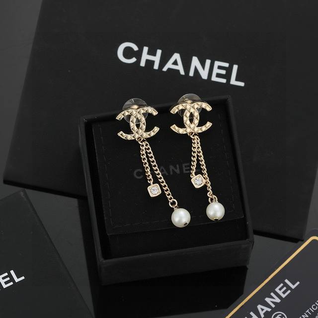 chanel Chanel Classic Double C Pearl Earrings. This Is A Very Good-Looking Ve