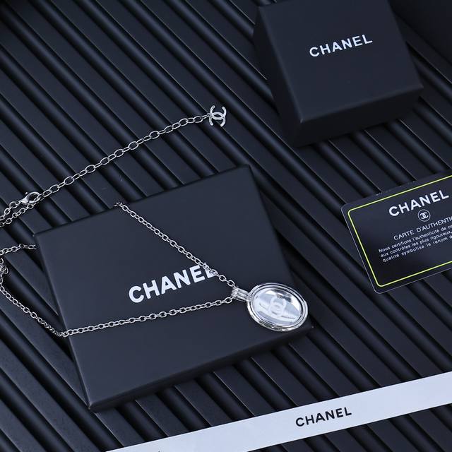 chanel25S Silver Mirror Oval Necklace Oval Series Earrings + Necklace Wow Thi