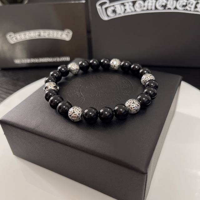 Is So Handsome. The Latest Model Chrome Hearts . No Explosion, No Hair. . Factor