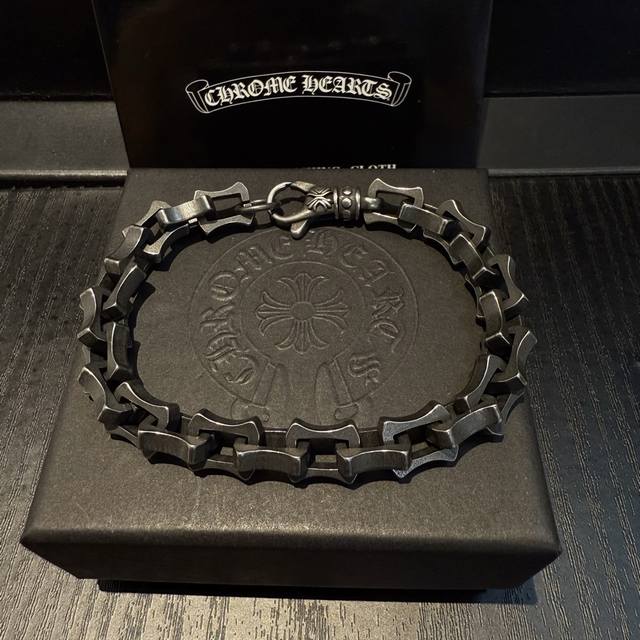 New Counter Quality Chrome Hearts Chrome Hearts Retro Distressed Bracelet With C