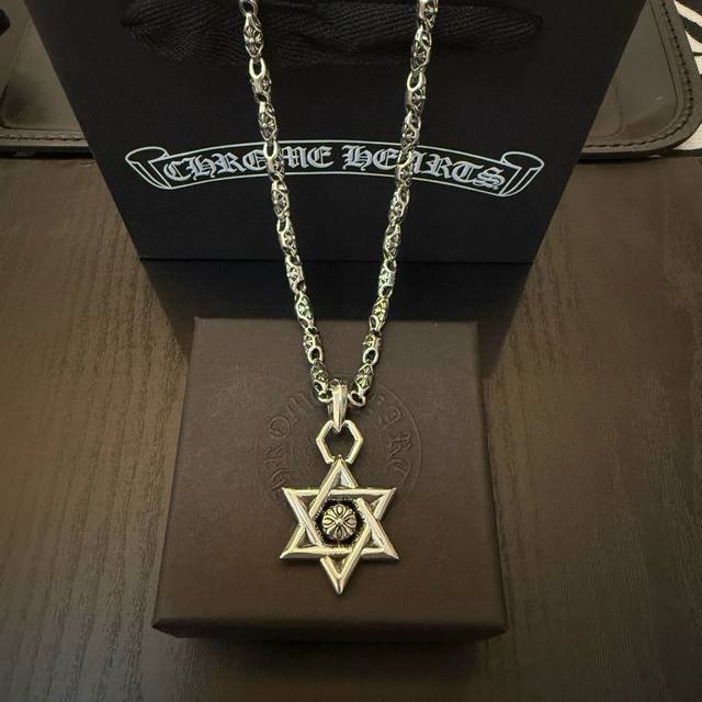 New Counter Quality Chrome Hearts Chrome Hearts Classic Retro Cross Flower Neckl