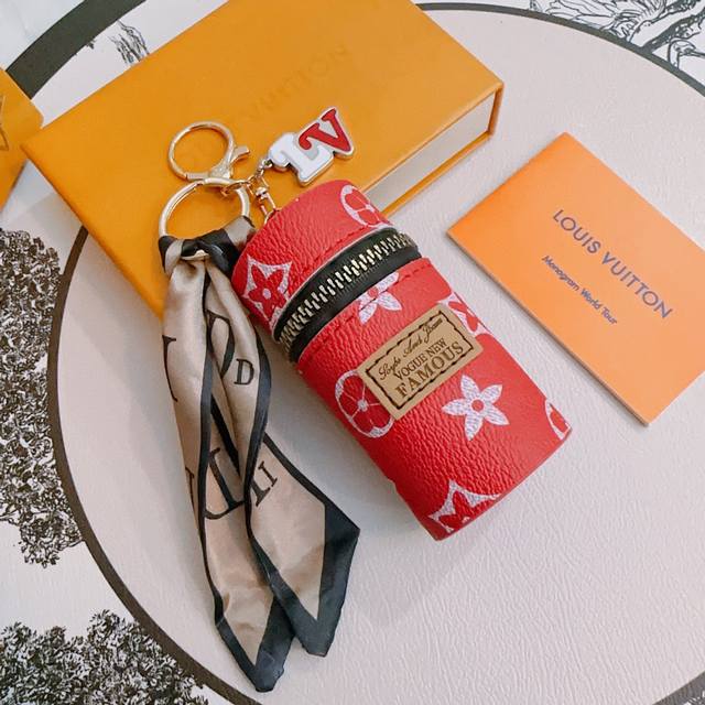 New Product Release Lv Keychain Lv Bag Buckle Latest Model Bag Pendant With High
