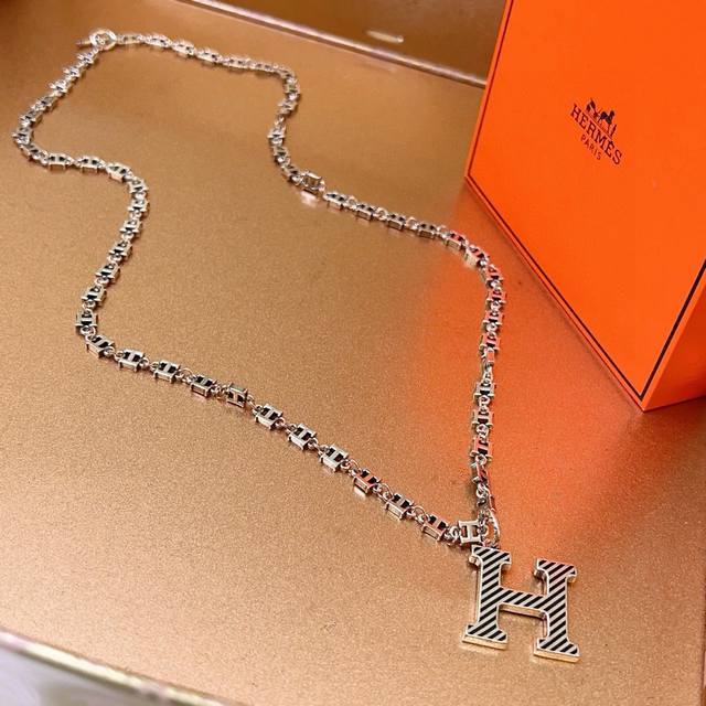 Hermes Necklace New Product Release Hermes Must-Have Pig Nose Series Jewelry Hig