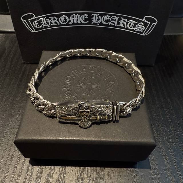 New Counter Quality Chrome Hearts Chrome Hearts Retro Distressed Bracelet With C