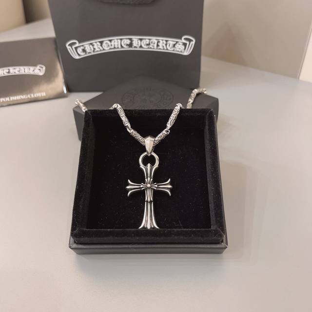 Is So Cool. The Latest Chrome Hearts . No Explosion. No Release. . Factory Direc