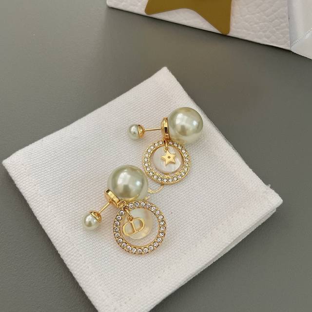 High Quality Details As Shown In The Picture D Home Shell Earrings Natural Baylo