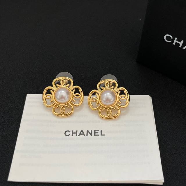 High Quality Details As Shown In The Picture Fragrant Flower Earrings Vintage St