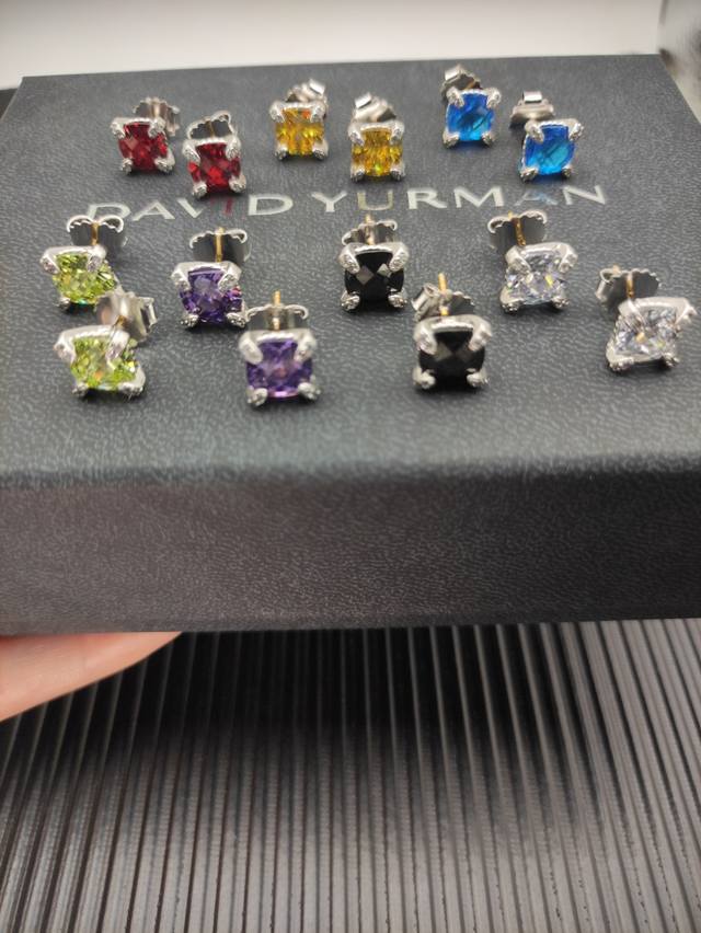 david Yurman Main Stone 8Mm Four-Claw Diamond Gemstone Earrings No. Dyeh-126-