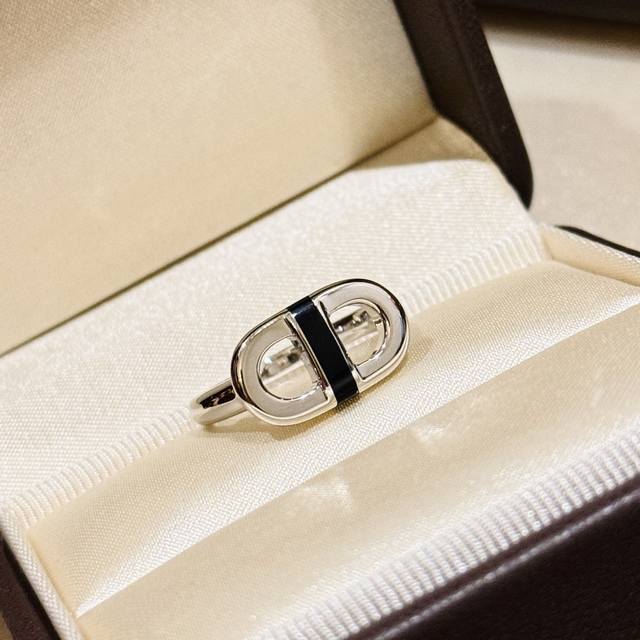 a6107 H's New Style Is Launched Simultaneously. High-End And Classy Pig Nose