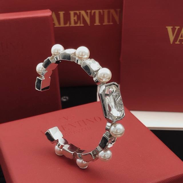 No. Vsz0023 Valenti*O Latest Rock Sugar Square Diamond Pearl Bracelet Consistent