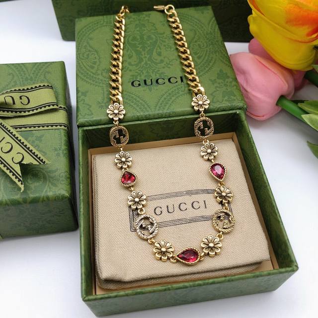 No. Gxl0027 Gucci New Double G Interlocking Flower Necklace