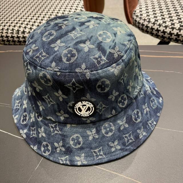 lv Louis Vuitton Denim Bucket Hat Is A Classic And Must-Have For Going Out. I