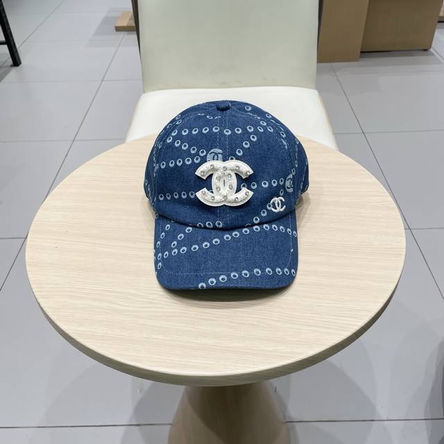 chanel 25 Spring And Summer New Denim Cowboy Chain Print Fisherman Hat With F