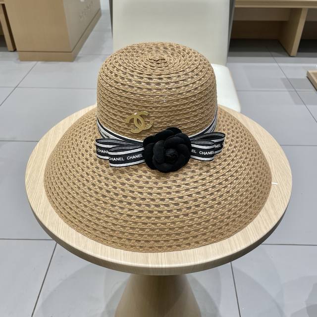 Chanel Chanel2025 New Straw Hat Women's Sun Visor Sun Protection Fisherman Hat S