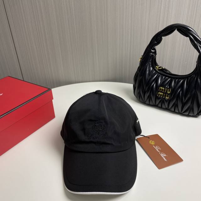 loro Piana New High Version Baseball Cap From Loyo Piana Counter, Great Brand